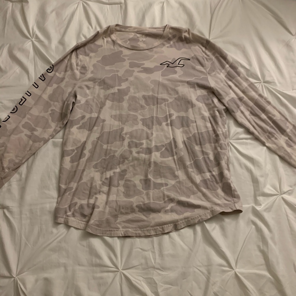 Hollister long sleeve camo shirt